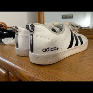 🔺Sold🔻Adidas sneakers